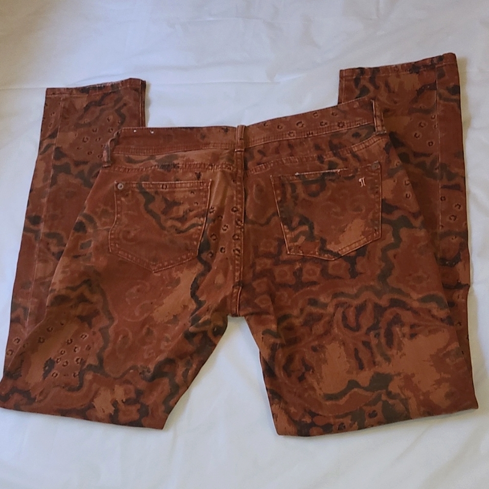 EUC Anthropologie Pilcro Slim Boyfriend Jeans Sz 26 Red/Orange, Distressed, Crop - Picture 6 of 16